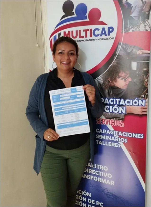 Docente con su resultado tras el proceso de preparación